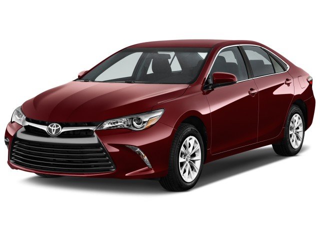 2017-toyota-camry-le-automatic-natl-angular-front-exterior-view_100572071_m